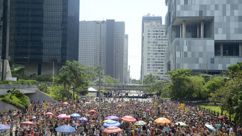 Ordem Pública aplica multas por irregularidades no carnaval do Rio