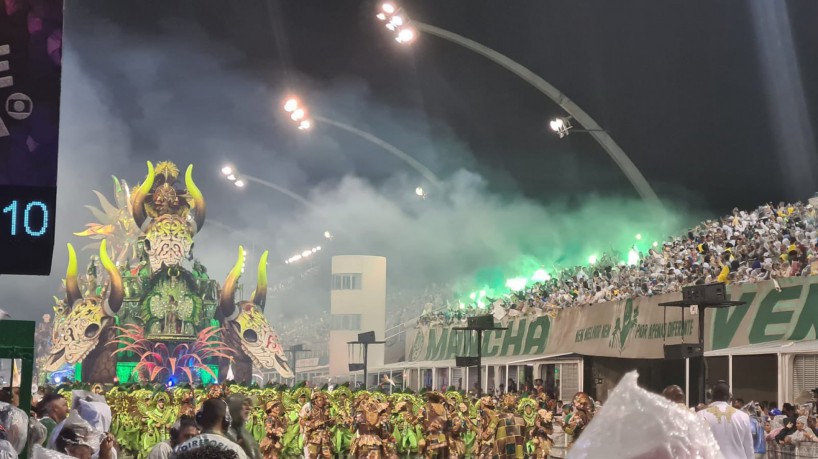 Aos 90 anos, filha de lampião é destaque da Mancha Verde no Carnaval de São Paulo