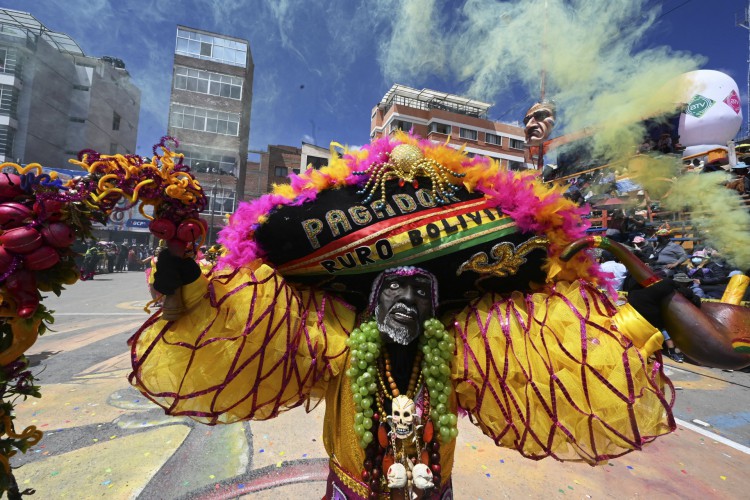 Dançarino dos Negritos del Pagador, grupo que se apresentou no Carnaval de Oruro, na Bolívia