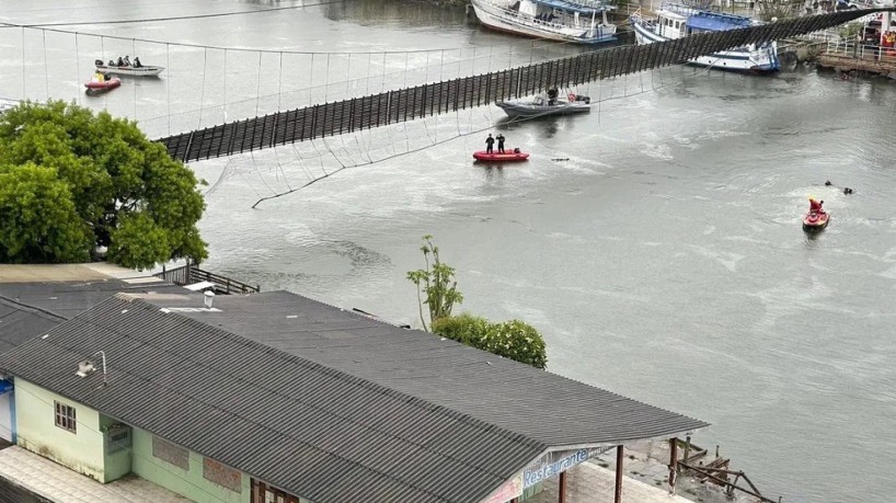 Imagem mostra ponte que liga RS e SC 