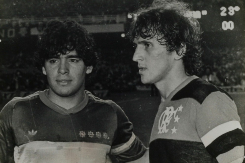 Zico e Maradona se enfrentaram em duelo entre Boca Juniors e Flamengo