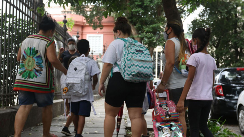 Rede municipal de ensino do Rio registra déficit de 6 mil professores 