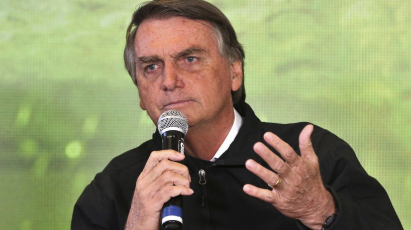 Ex-presidente Jair Bolsonaro saberia do sistema de fraudes de cartões de vacinação