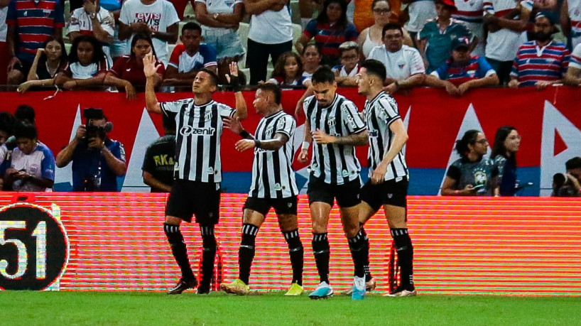 Erick comemora gol no jogo Ceará x Fortaleza, na Arena Castelão, pela Copa do Nordeste 2023