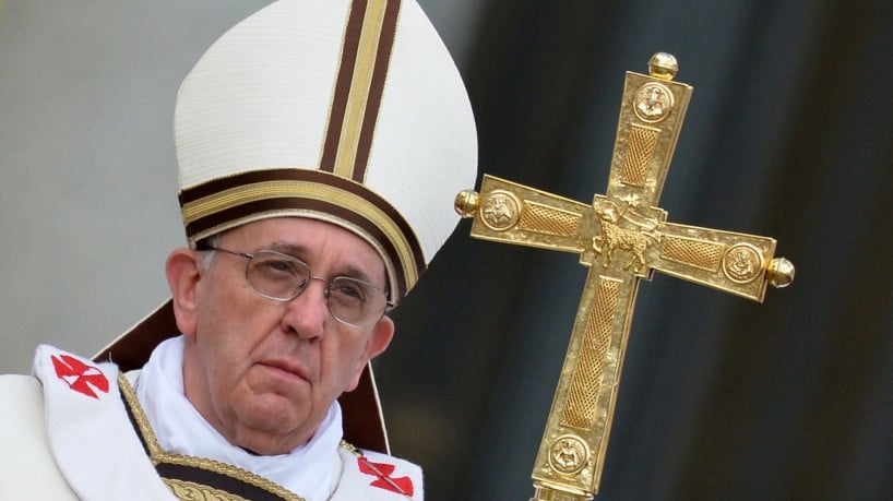 Nesta foto de arquivo tirada em 31 de março de 2013, o Papa Francisco celebra a missa de Páscoa...