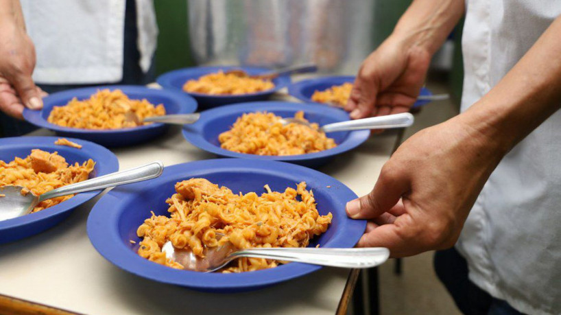 Governo anuncia hoje reajuste da merenda escolar