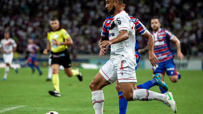 Felipe Guedes marcou contra o Fortaleza na semifinal do Campeonato Cearense