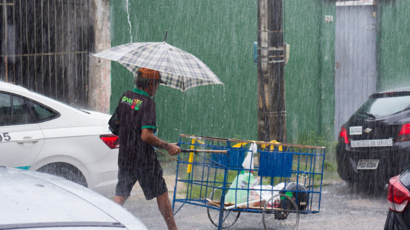 ￼FORTALEZA registrou 30.8 milímetros de chuva até as 7 horas deste sábado, 18