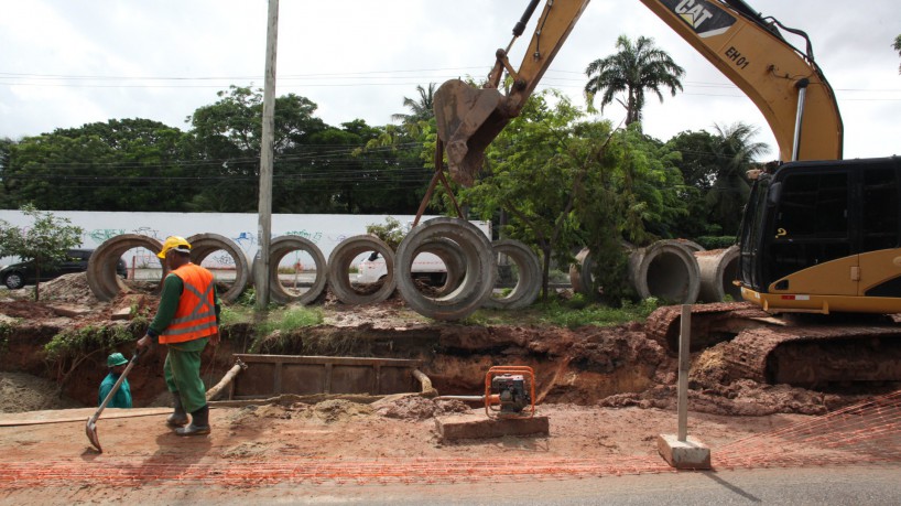 Obras foram iniciadas em outubro do ano passado. De lá para cá, reclamações sobre a sua não conclusão começaram a surgir entre moradores 