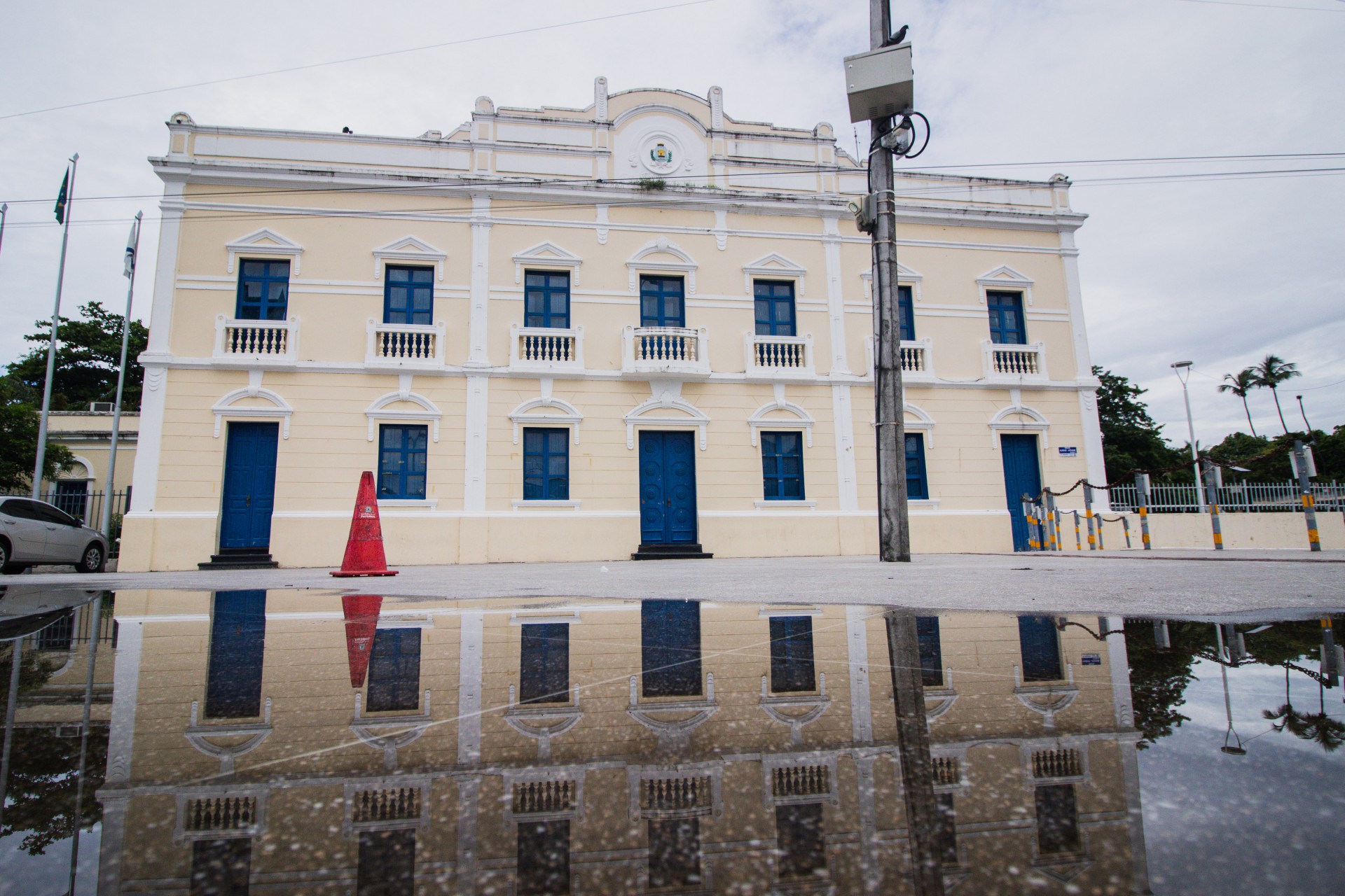 ￼PAÇO Municipal, onde todos querem chegar e Sarto quer ficar (Foto: FERNANDA BARROS)