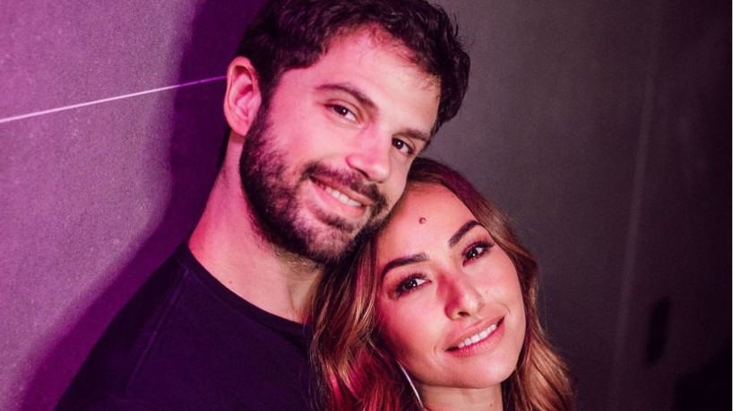 Sabrina Sato e Duda Nagle terminam casamento após sete anos juntos; o casal de celebridades são pais de Zoe, de quatro anos de idade