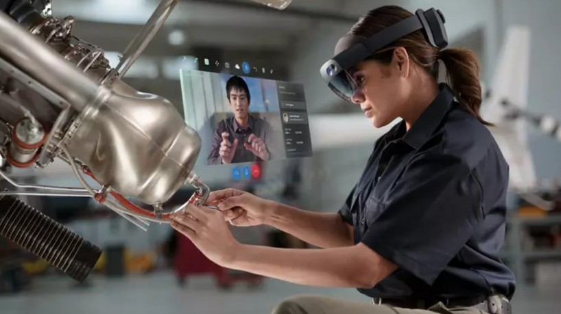 O óculos de realidade mista HoloLens 2 é um dispositivo que permite aos usuários a interação do mundo real com o digital