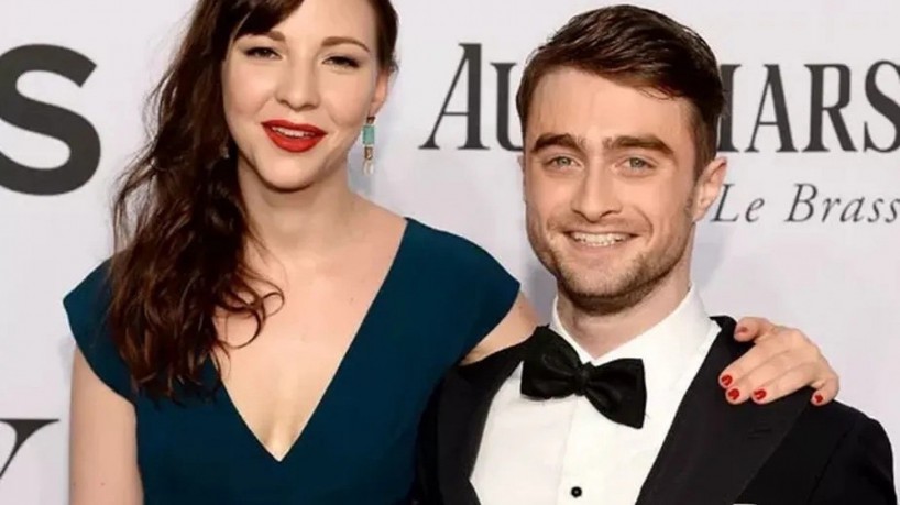 Daniel Radcliffe e Erin Darke aguardam o primeiro filho 