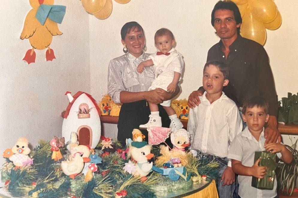 Família Fontenelle comemorando mais uma data especial com os filhos (Foto: Arquivo Pessoal/Noélia Fontenele)