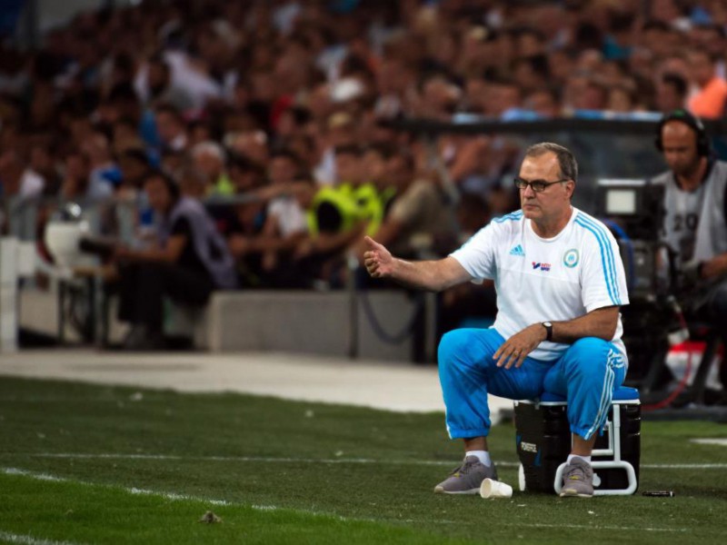 Marcelo Bielsa chama 8 jogadores que atuam no Brasil e deixa astros fora de  amistosos do Uruguai, futebol internacional