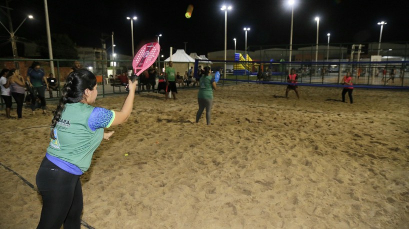 Torneio de beach tênis foi realizado no Parque Dom Aloísio Lorscheider, em Fortaleza