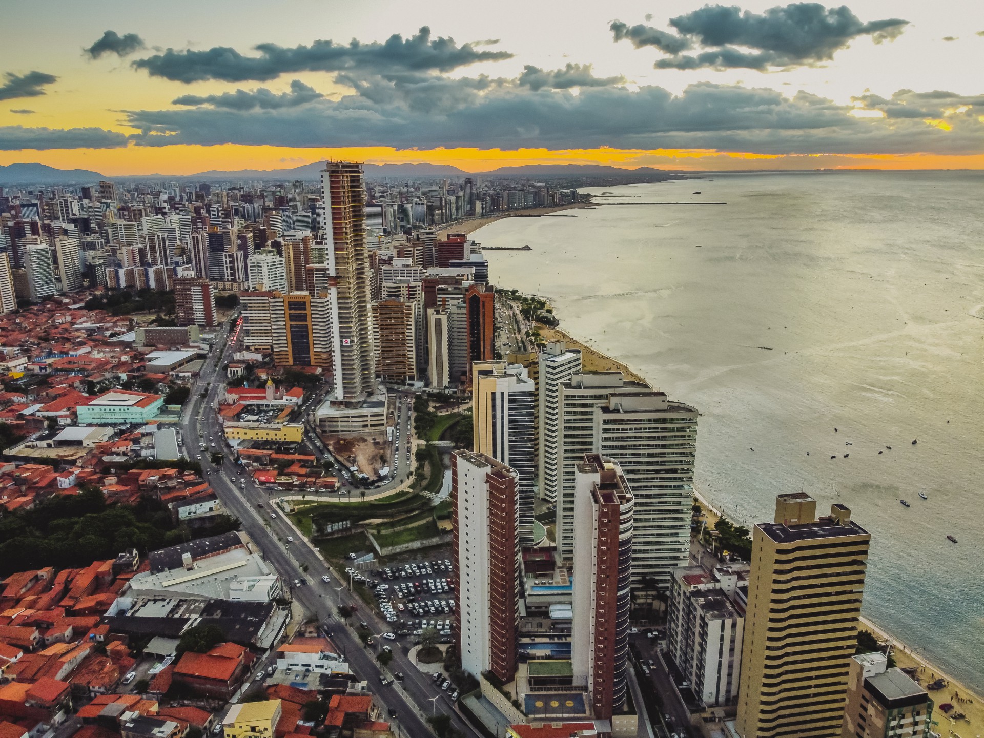 As áreas com mais lançamentos são Meireles e Aldeota (Foto: FCO FONTENELE)