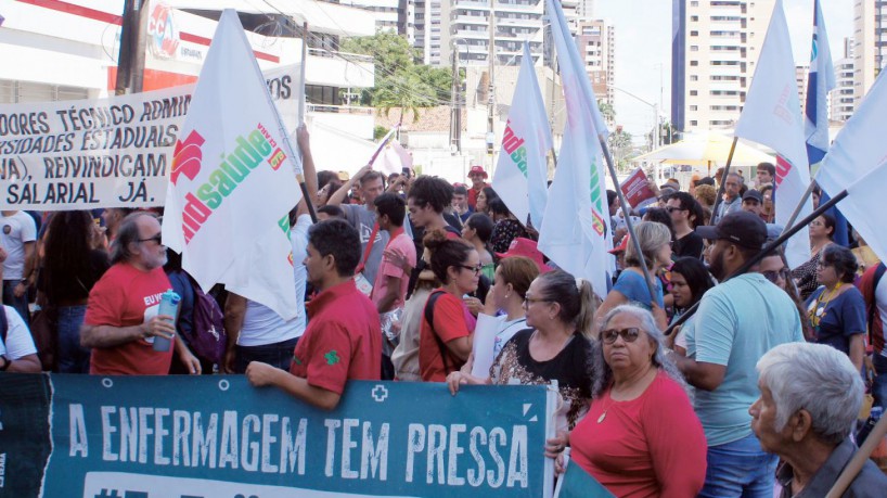 Piso da Enfermagem deve ser votado na quarta-feira da próxima semana, dia 26 de abril