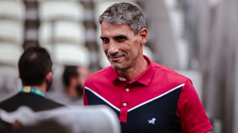 Técnico Juan Pablo Vojvoda no jogo Fortaleza x Ceará, na Arena Castelão, pelo Campeonato Cearense 2023