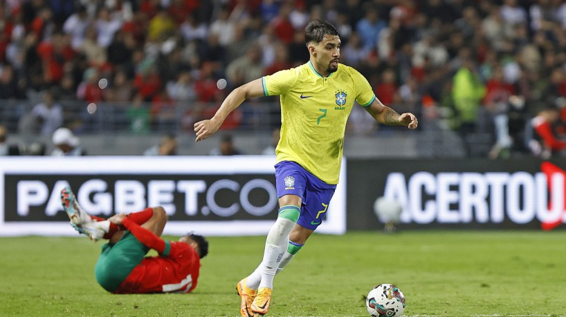 Meia Lucas Paquetá no amistoso Marrocos x Brasil no Estádio Ibn Batouta, em Tânger