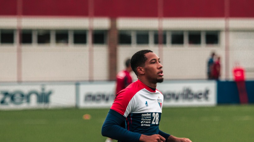 Zagueiro Habraão em treino do Fortaleza no Centro de Excelência Alcides Santos, no Pici