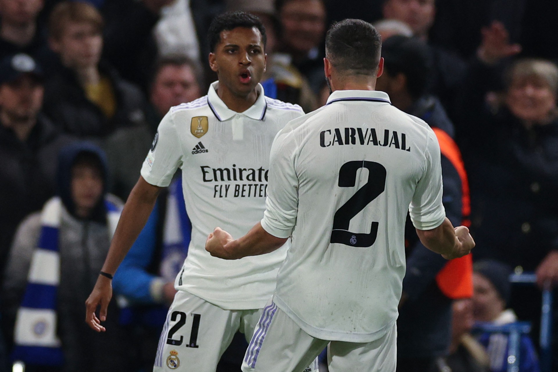 Real Madrid x Manchester City jogam hoje, 09, pela Champions League; veja onde assistir ao vivo aos jogos do dia.  (Foto: Adrian DENNIS / AFP)