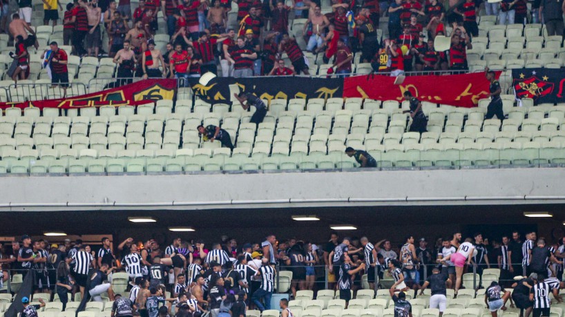 Fortaleza, CE, BR - 19.04.23  - Ceará x Sport de Recife - Torcedores entram em confronto no Arena Castelão  (Fco Fontenele/OPOVO)