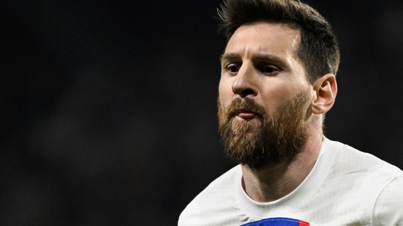 Messi no jogo Angers x PSG pelo Campeonato Francês