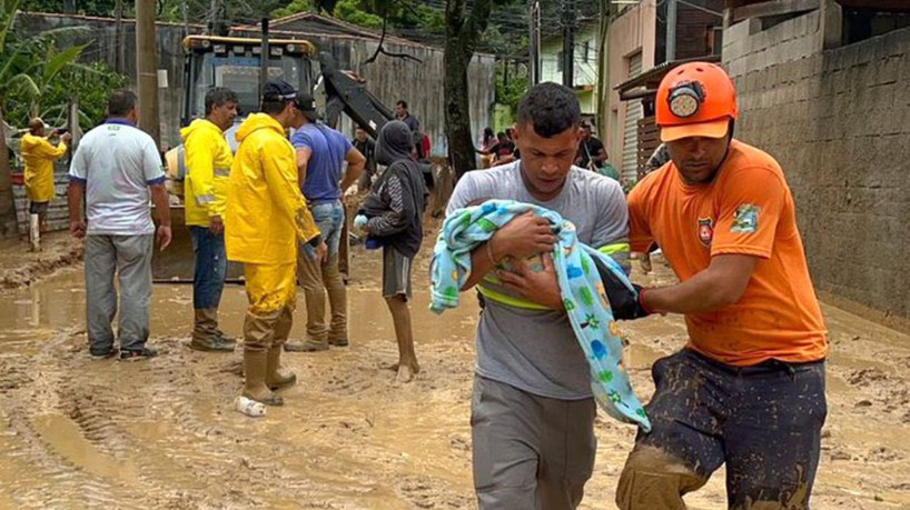 SÃ£o SebastiÃ£o (SP) - Prefeitura de SÃ£o SebastiÃ£o decreta estado de calamidade pÃºblica em virtude das fortes chuvas que cairam na regiÃ£o, matando vÃ¡rias pessoas. Foto: Prefeitura de SÃ£o SebastiÃ£o/Twitter