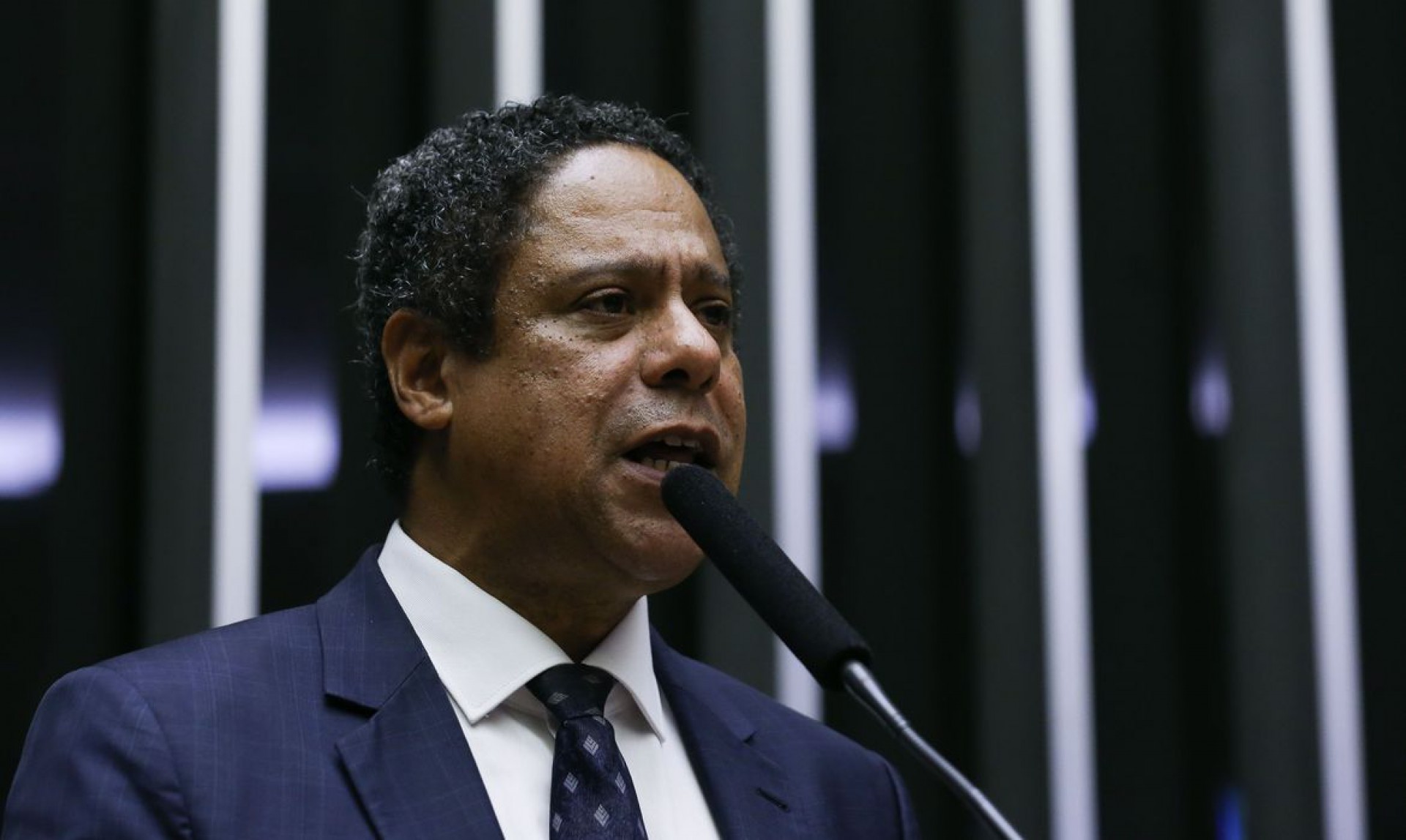 ￼Deputado Orlando Silva é o relator do PL das Fake News (Foto: Lula Marques/ Agência Brasil)