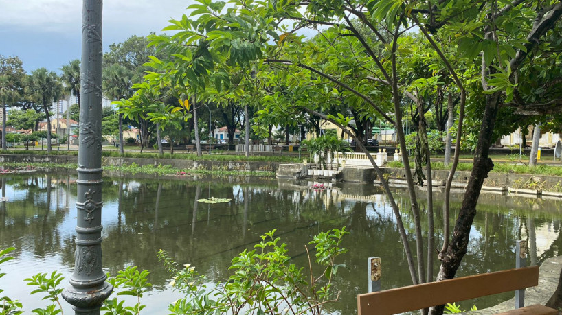 O parque Cidade da Criança teve pouca movimentação na manhã do feriado para o Dia do Trabalho em Fortaleza