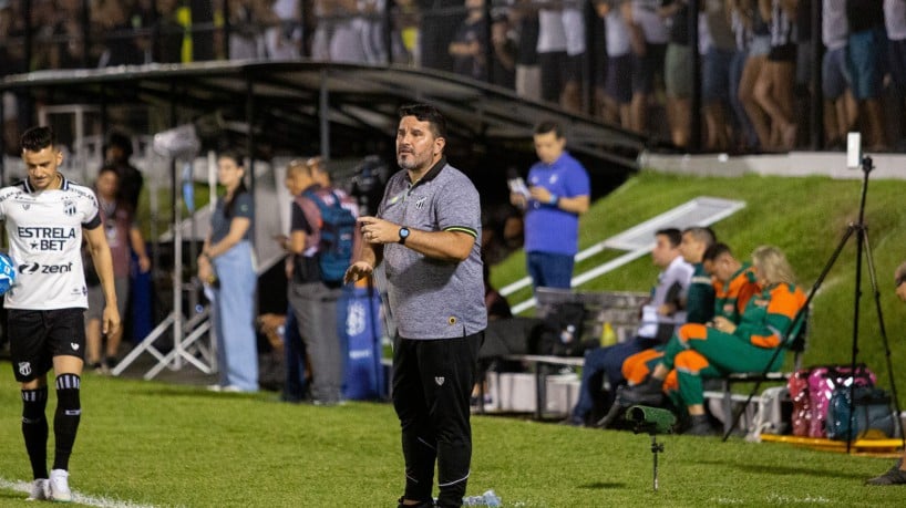 Eduardo Barroca disputou o quarto jogo pelo Alvinegro