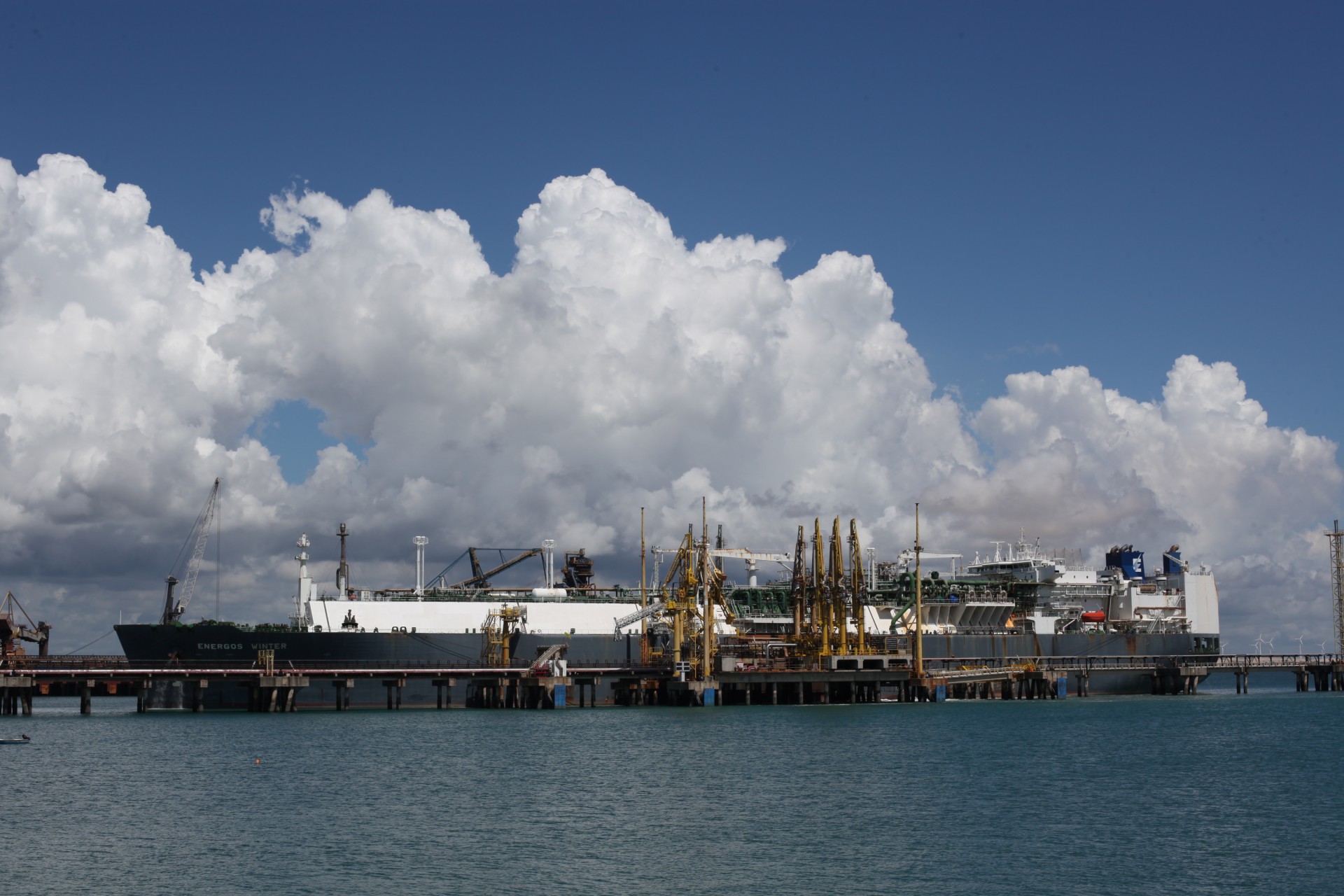 Área de operação de navios no Porto do Pecém (Foto: FÁBIO LIMA)