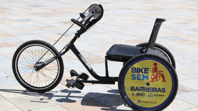 O Projeto Bike sem Barreiras oferece bicicletas adaptadas para o público com deficiência ou dificuldade de locomoção(Foto: FÁBIO LIMA)