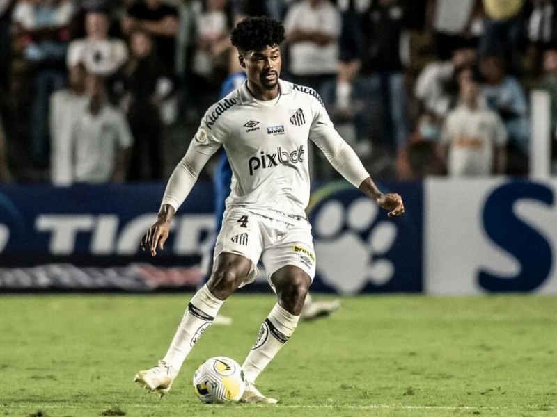 Caso Bauermann: quem é o jogador do Santos envolvido em esquema de
