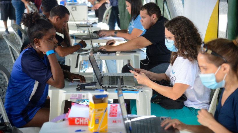 Rio de Janeiro (RJ), 09/05/2023 – Tribunal de Justiça promove mutirão de registro civil e serviços para a população de rua no centro do Rio de Janeiro. Foto: Tomaz Silva/Agência Brasil