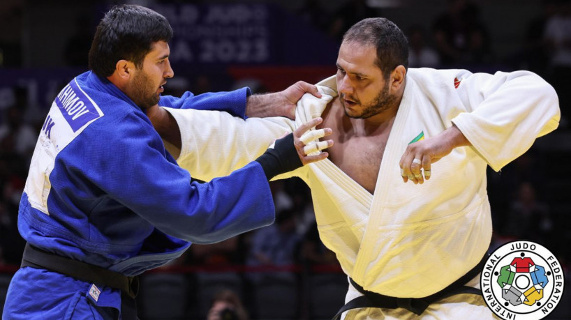 Brasil garante bronzes com Rafael Silva e Bia Souza no Mundial de judô