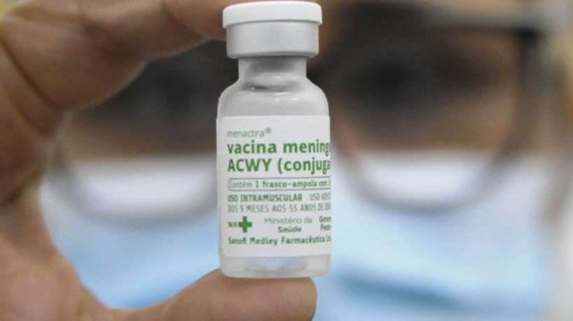 Vacinação contra meningite