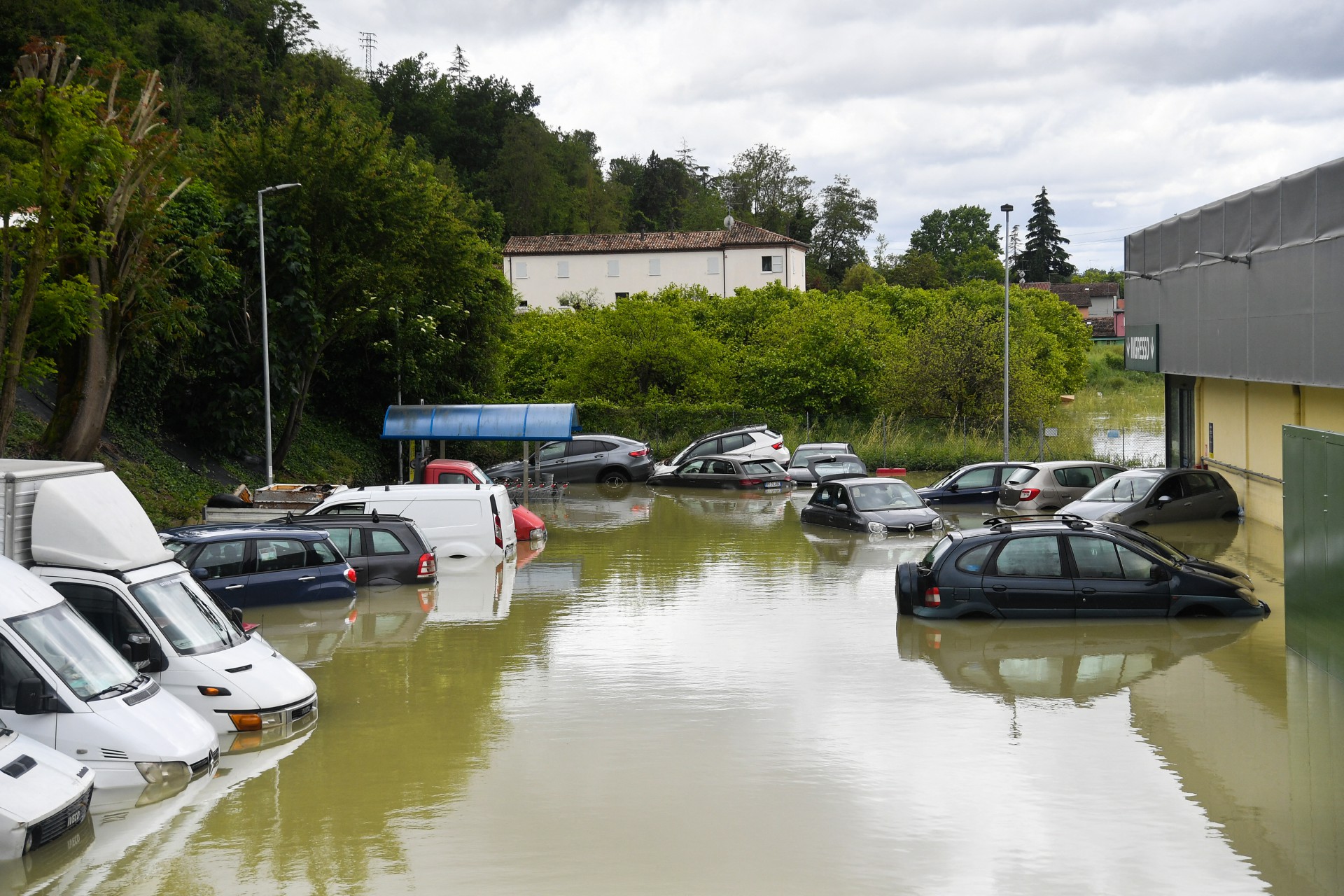 Fórmula 1 Cancela GP De Emilia-Romagna Devido à Forte Chuva Na Itália ...