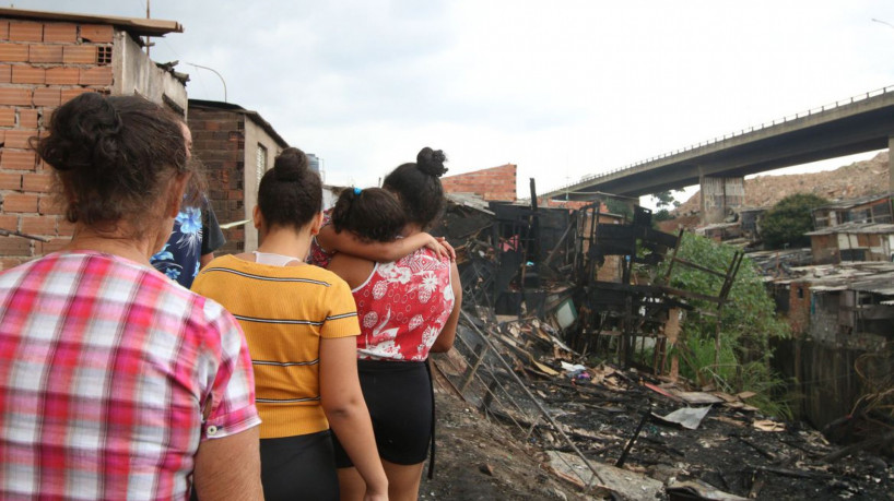 Incêndio na Zona Leste