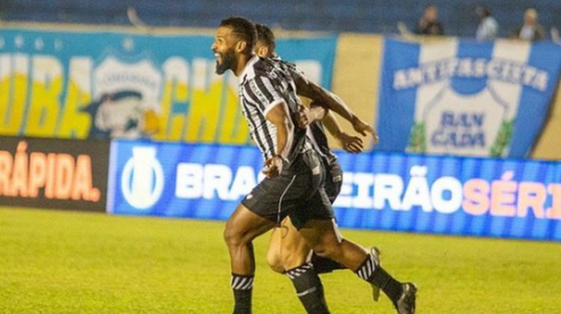 Willian Maranhão marcou seu primeiro gol pelo Ceará na vitória sobre o Londrina, fora de casa