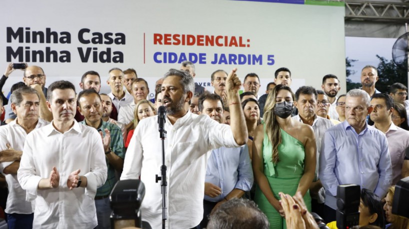 Entrega de 880 casas do Residencial Cidade Jardim V, no bairro José Walter, pelo Programa Minha Casa, Minha Vida. Com a presença do governador Elmano de Freitas e do ministro das Cidades, Jader Filho