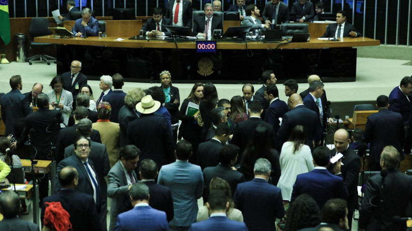 Votação da MP que estabelece a organização básica dos órgãos da Presidência da República e dos ministérios