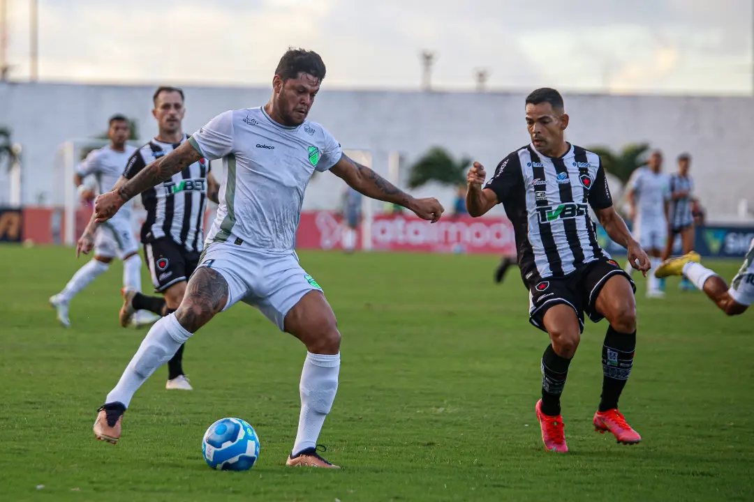 Botafogo-PB empata fora com o CSA e se aproxima de classificação na Série C