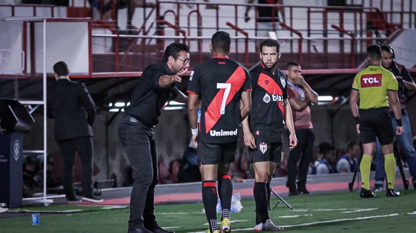 Atlético-GO enfrenta momento de oscilação na Série B