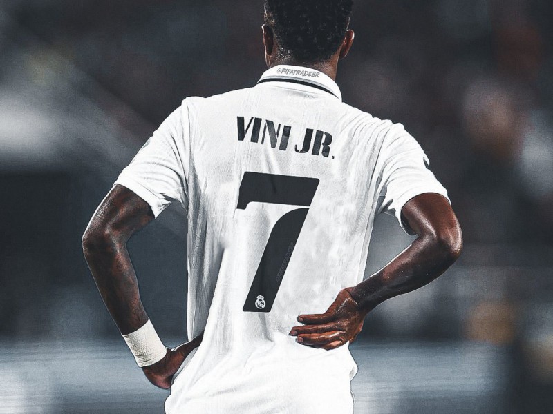 Vini Jr não joga hoje, mas receberá homenagem do Real Madrid.