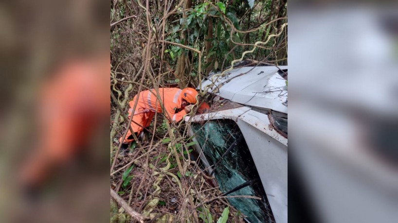 Idoso paraense morreu após perder o controle do carro e cair em uma ribanceira