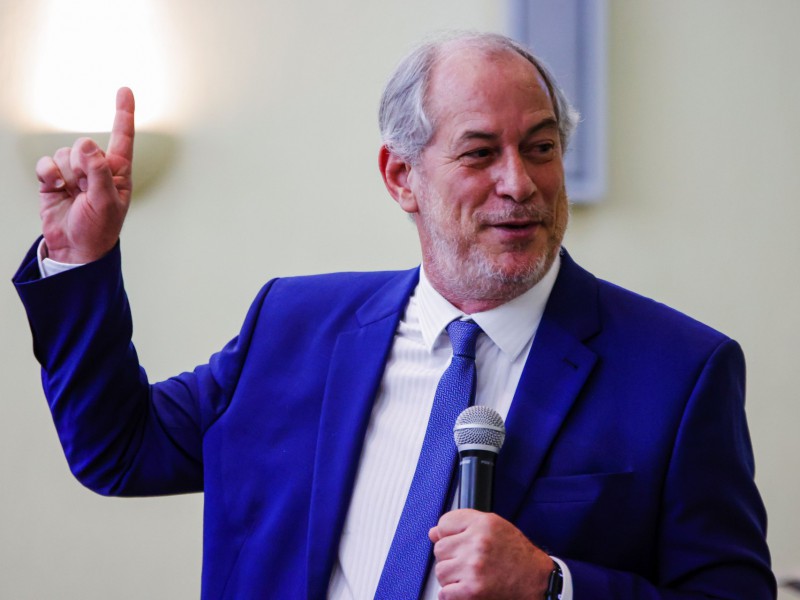 Ciro Gomes anuncia lan amento de newsletter e cobra assinatura de