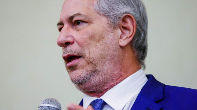 FORTALEZA-CE, BRASIL, 15-06-2023: Ciro Gomes em palestra na CDL