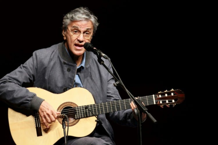 Caetano Veloso responde questão do Enem e gera debate sobre resposta certa